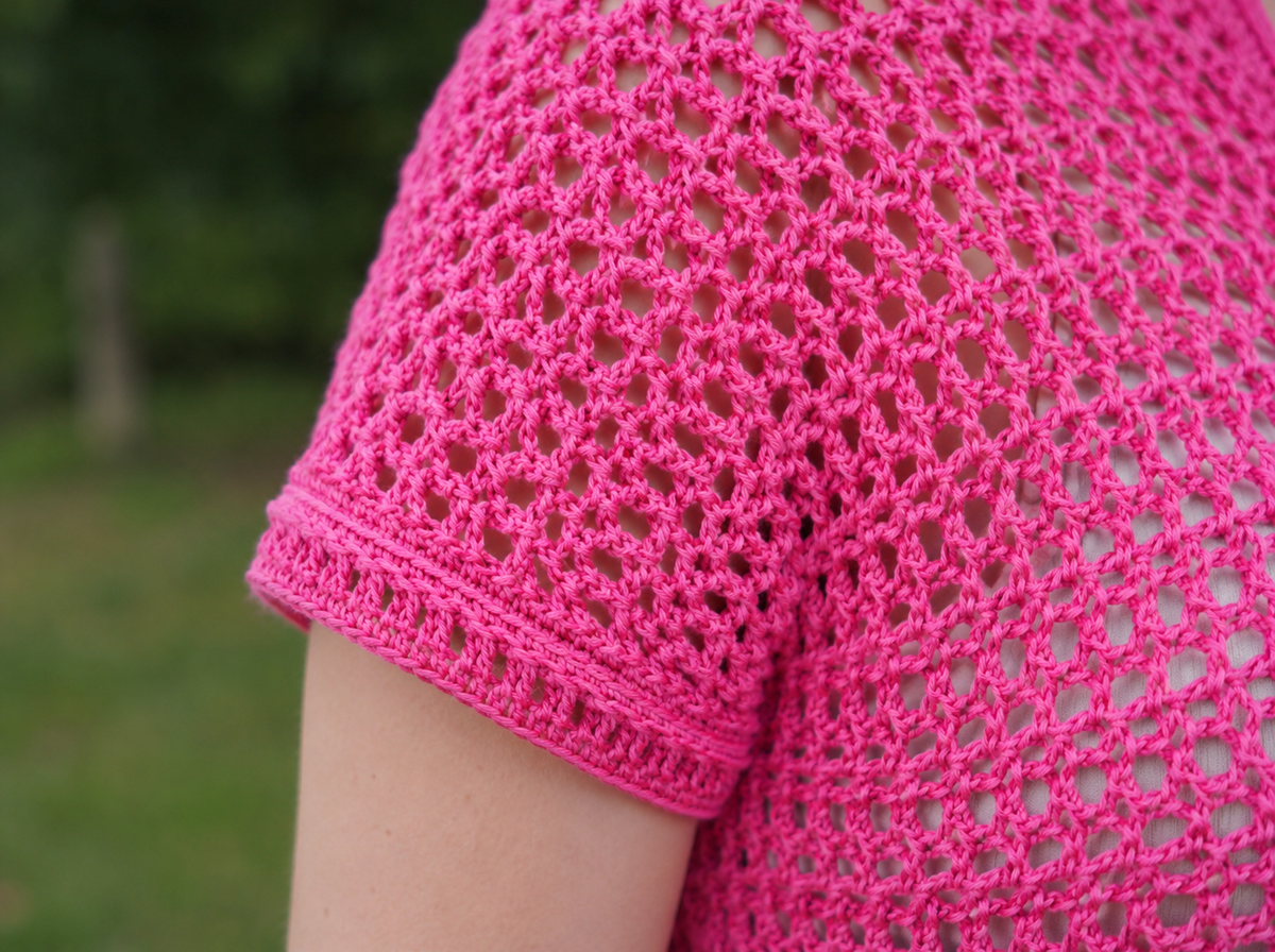 Hækleopskrift på Fuchsia Breeze-bluse – PDF-download